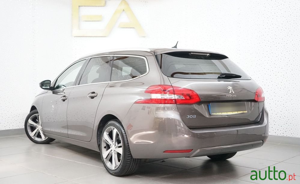 2014' Peugeot 308 Sw photo #4