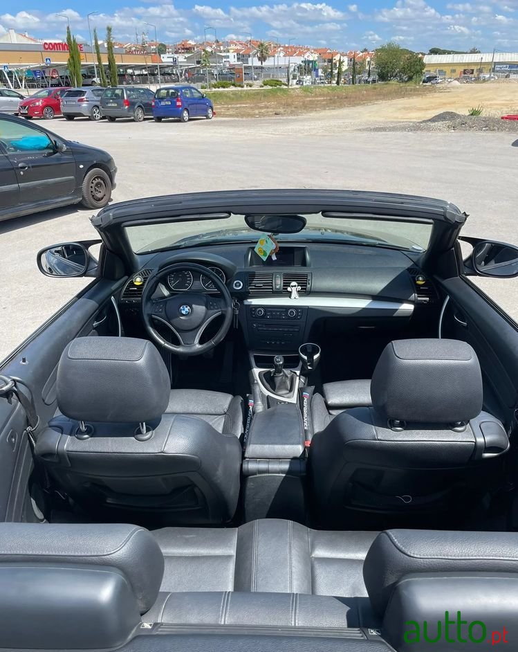 2010' BMW 118 D Coupe Limited Edition photo #6