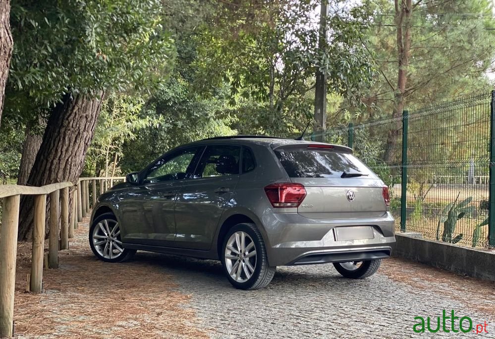 2018' Volkswagen Polo photo #2