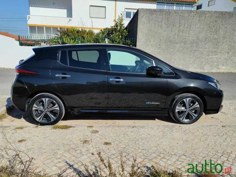 2018' Nissan Leaf photo #2