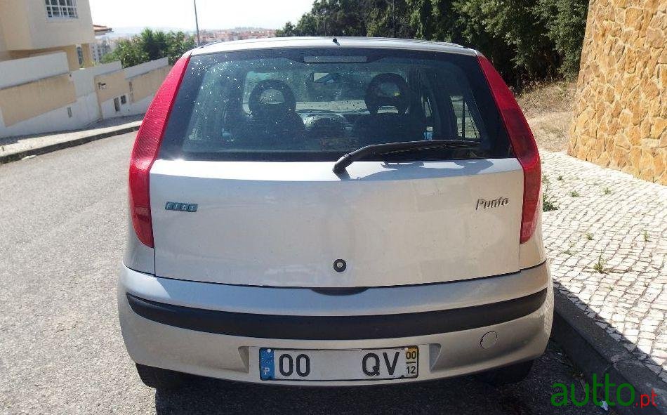 2000' Fiat Punto 1.2I 8V Sx photo #1