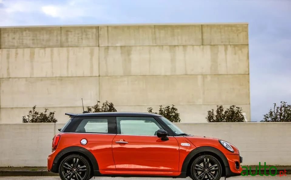2018' MINI Cooper Sd Auto Desportiva photo #3