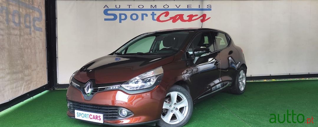 2015' Renault Clio photo #1