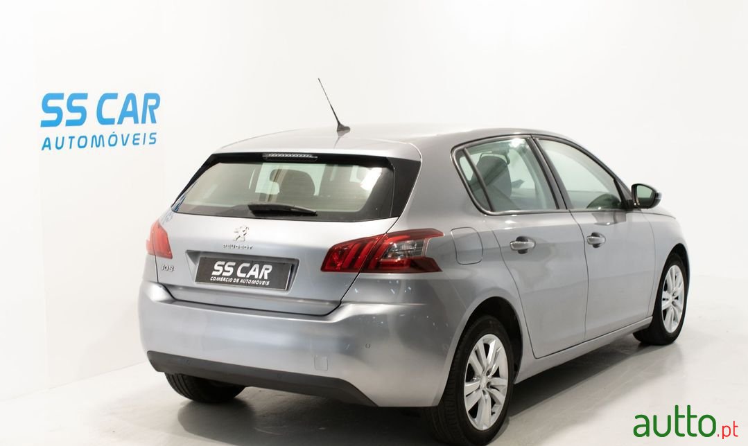 2017' Peugeot 308 photo #2