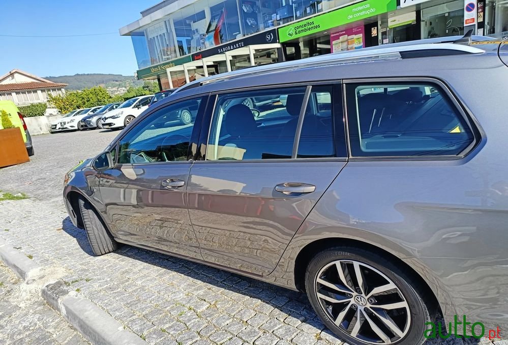 2016' Volkswagen Golf Variant photo #6