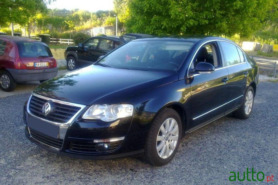 2008' Volkswagen Passat photo #2
