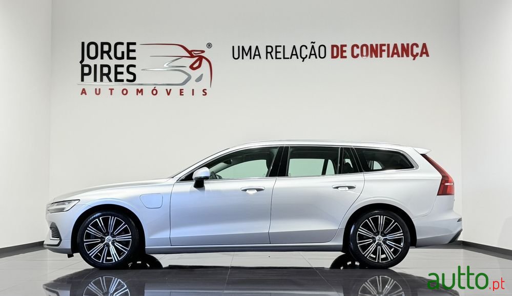 2021' Volvo V60 photo #5