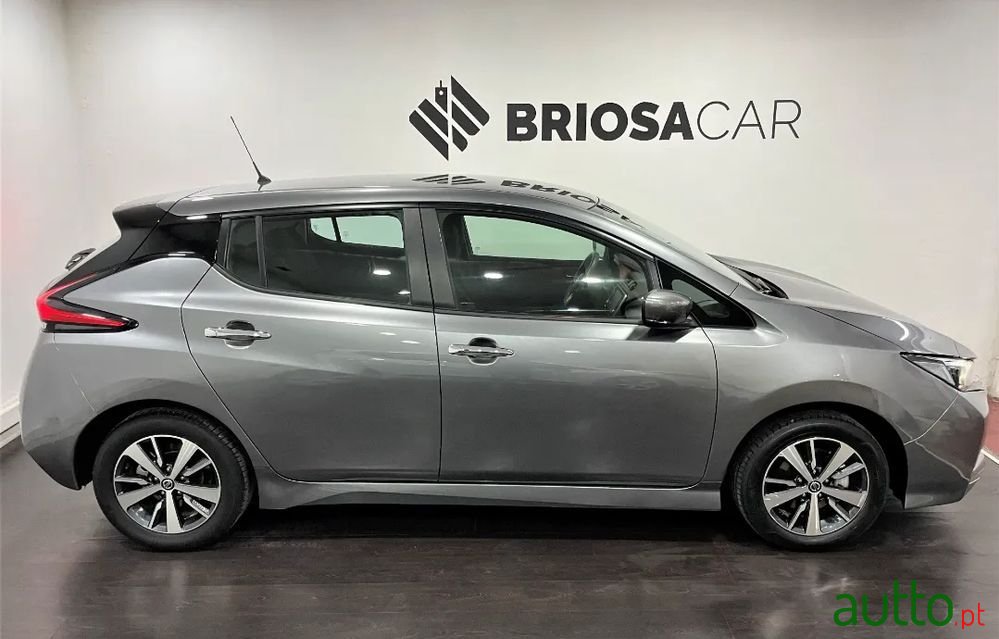 2022' Nissan Leaf Acenta photo #3