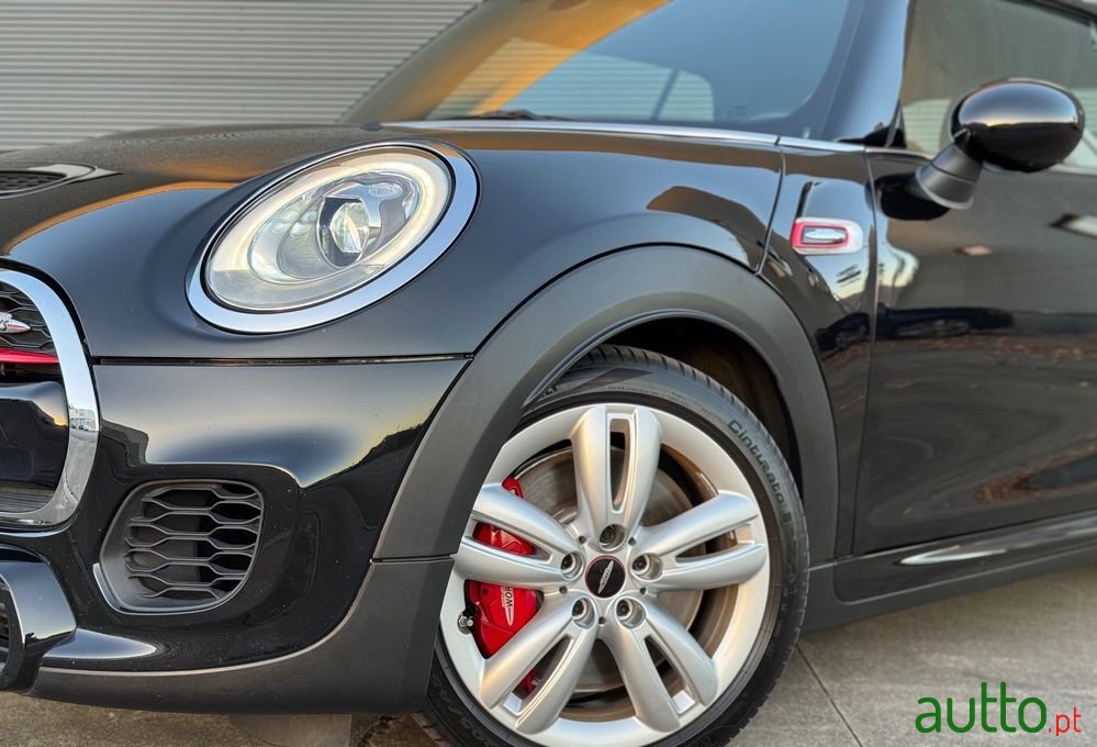 2016' MINI John Cooper Works photo #3
