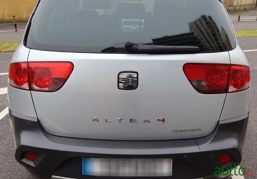 2008' SEAT Altea Freetrack 2.0 Tdi T4 photo #5