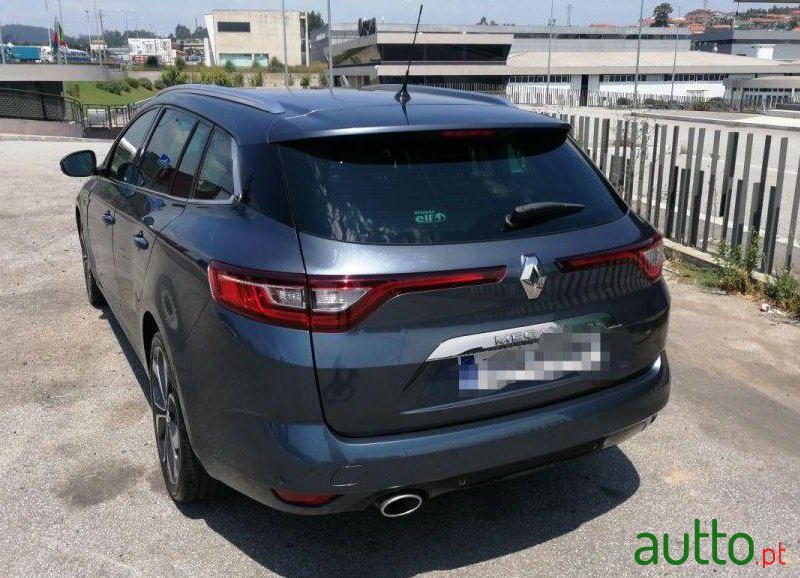 2016' Renault Megane Sport Tourer photo #4