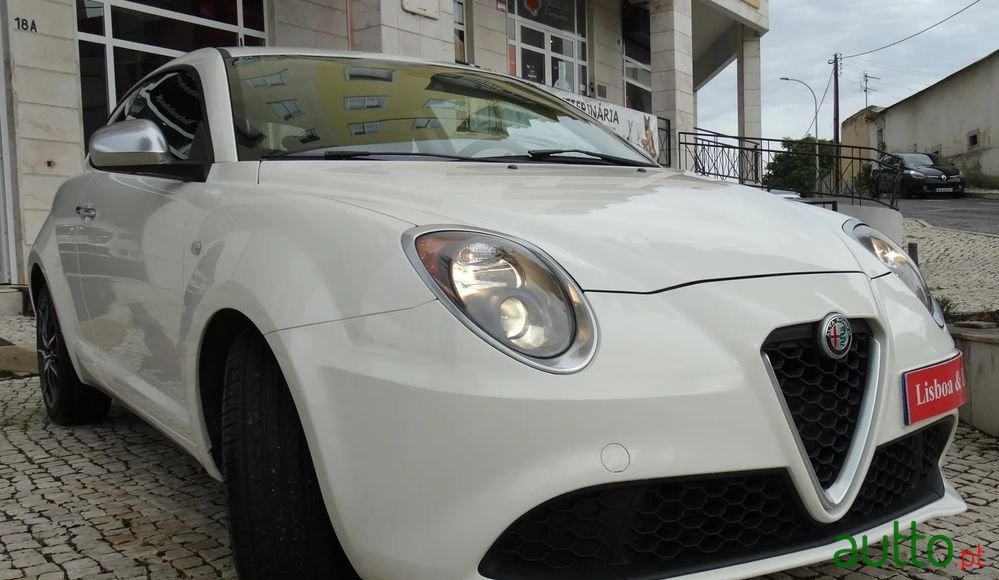 2018' Alfa Romeo MiTo 1.3 Jtdm Super photo #2