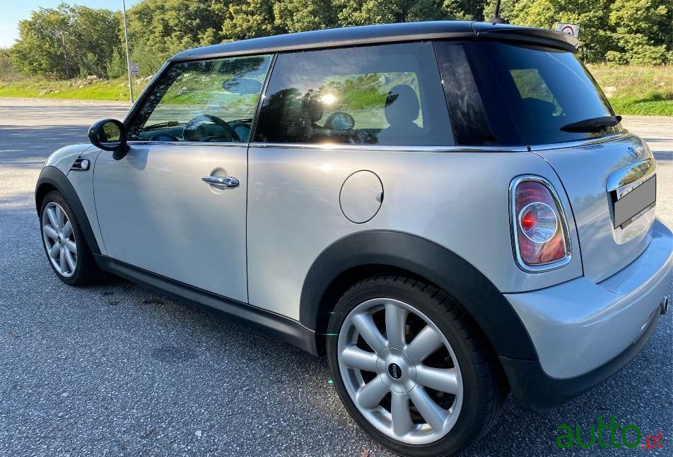 2012' MINI Cooper photo #4