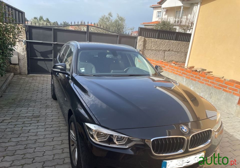 2017' BMW 320 photo #1