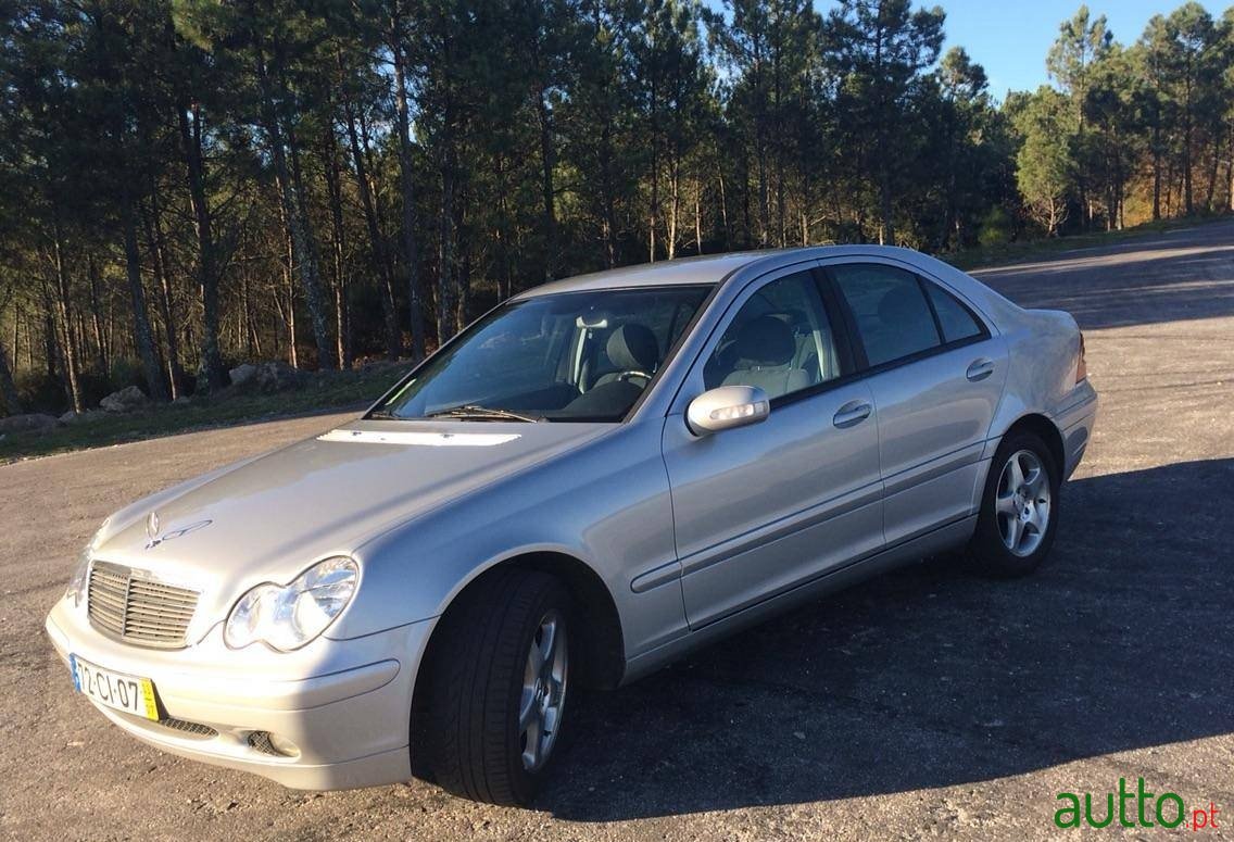 2003' Mercedes-Benz C-Class photo #4