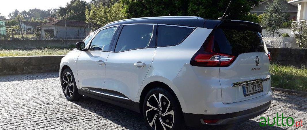 2017' Renault Grand Scenic photo #3