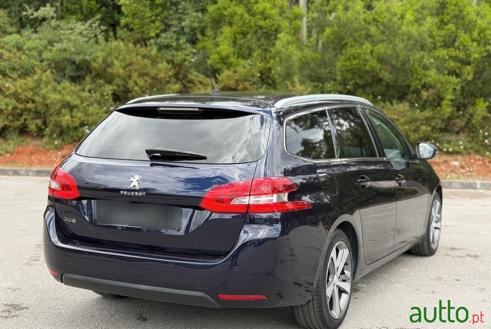 2020' Peugeot 308 Sw photo #6