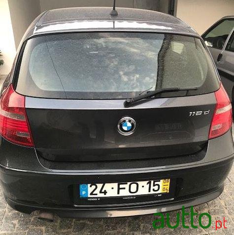 2008' BMW 118 photo #1