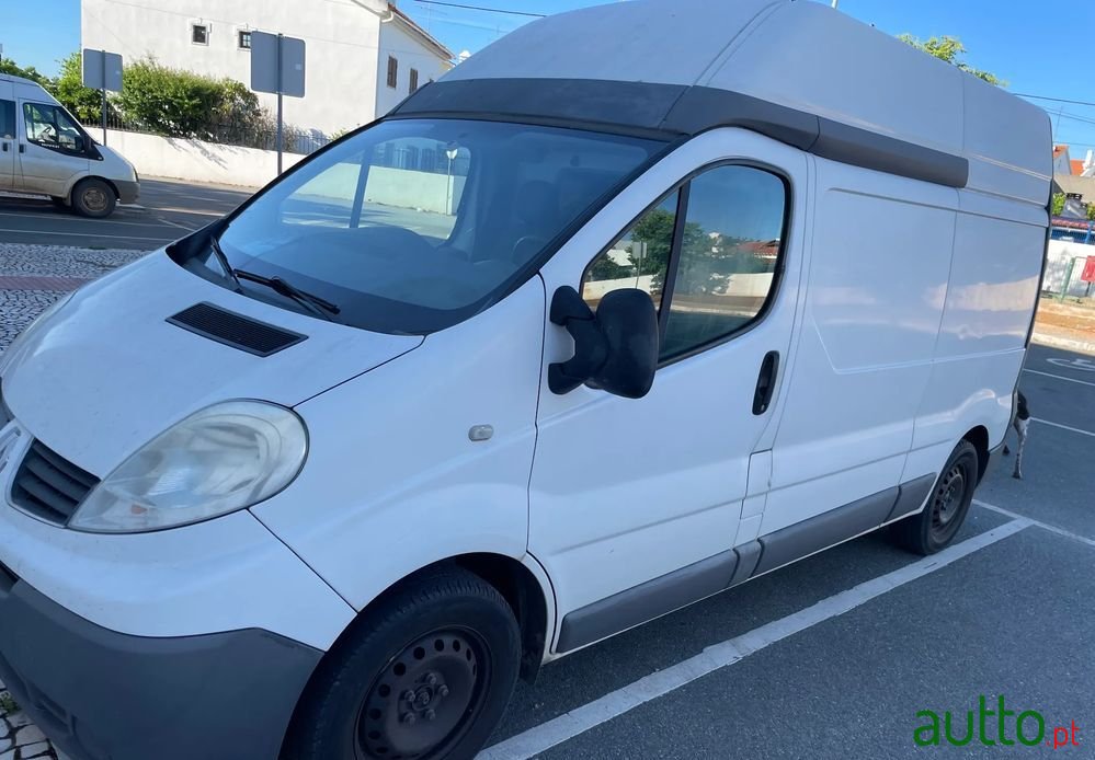 2014' Renault Trafic photo #1