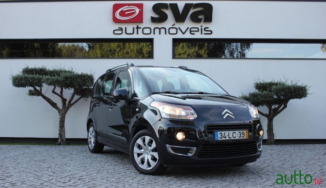 2010' Citroen C3 Picasso photo #1