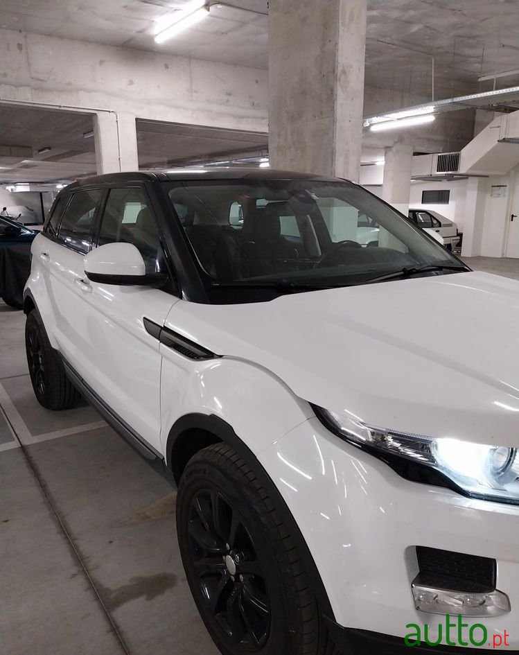 2014' Land Rover Range Rover Evoque photo #4