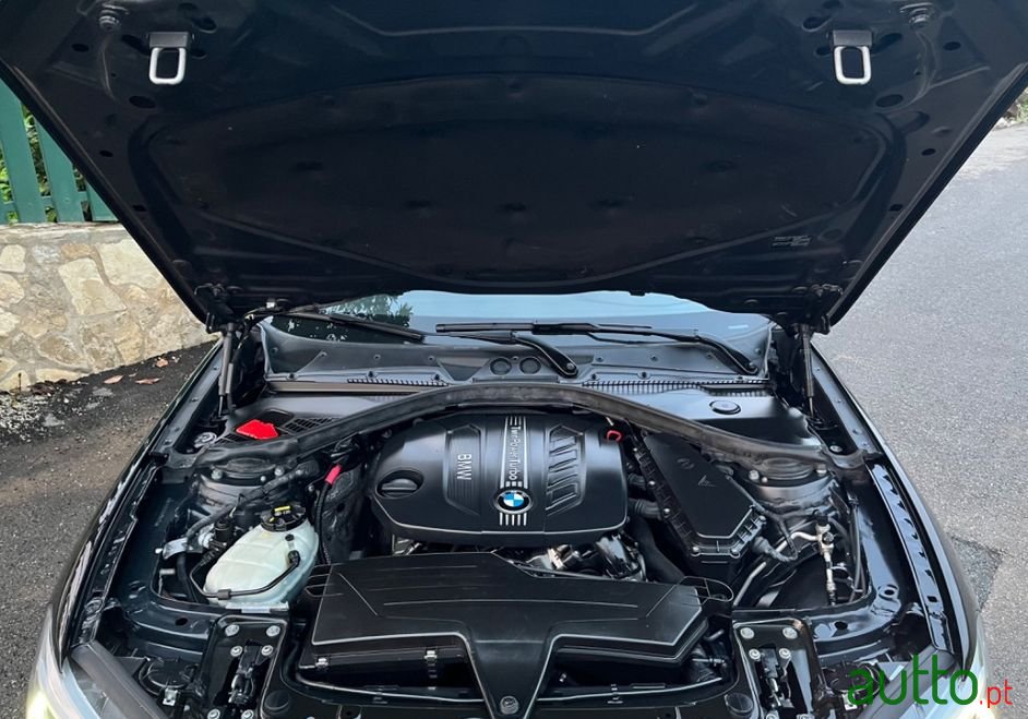 2013' BMW 116 photo #6