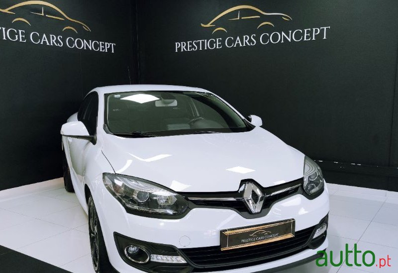 2014' Renault Megane Coupe photo #5
