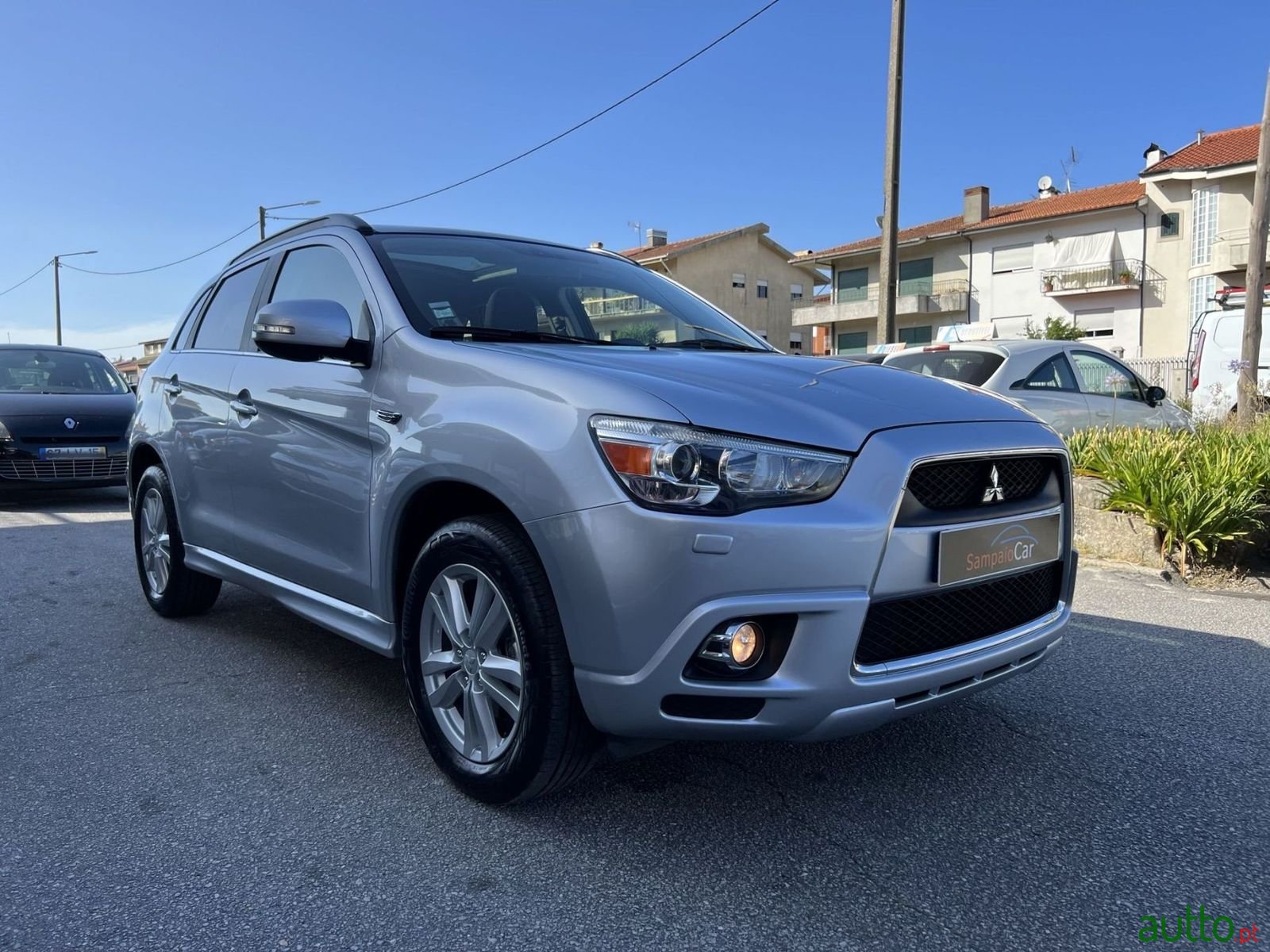 2010' Mitsubishi ASX photo #4