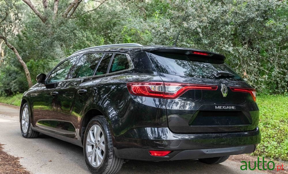 2020' Renault Mégane Sport Tourer photo #4