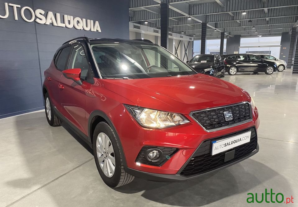 2021' SEAT Arona photo #6