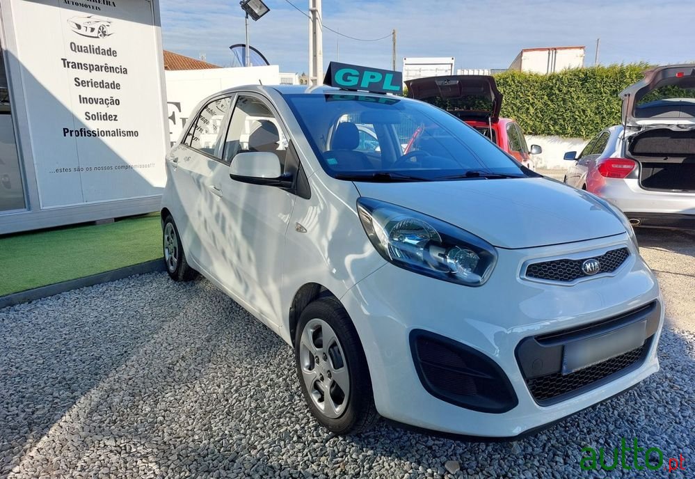 2015' Kia Picanto 1.0 Cvvt More Gpl photo #3