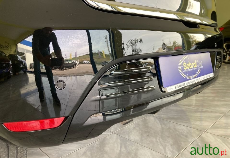 2019' Renault Clio photo #5