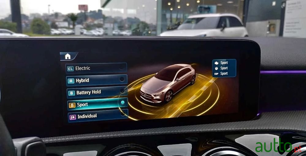 2023' Mercedes-Benz A 250 E Amg Line photo #5