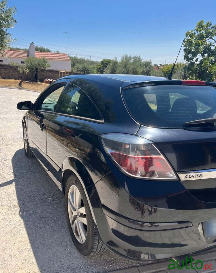 2007' Opel Astra Gtc 1.7 Cdti photo #4