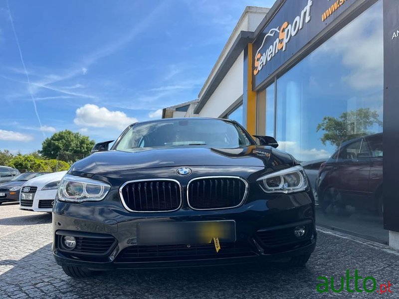 2016' BMW Série 1 D Advantage photo #5
