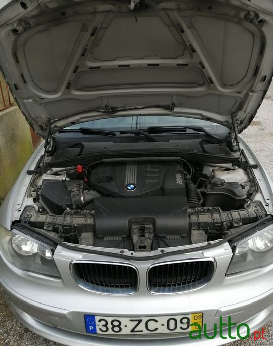 2009' BMW 118 photo #2