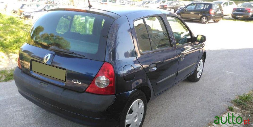 2003' Renault Clio photo #4