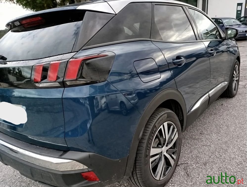 2022' Peugeot 3008 photo #4