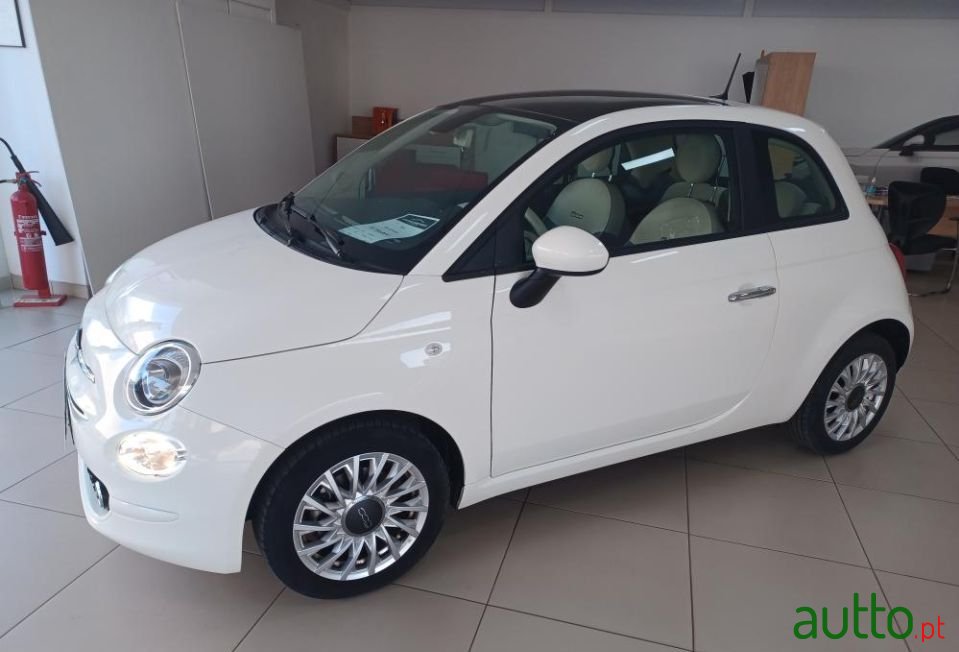 2020' Fiat 500 photo #3