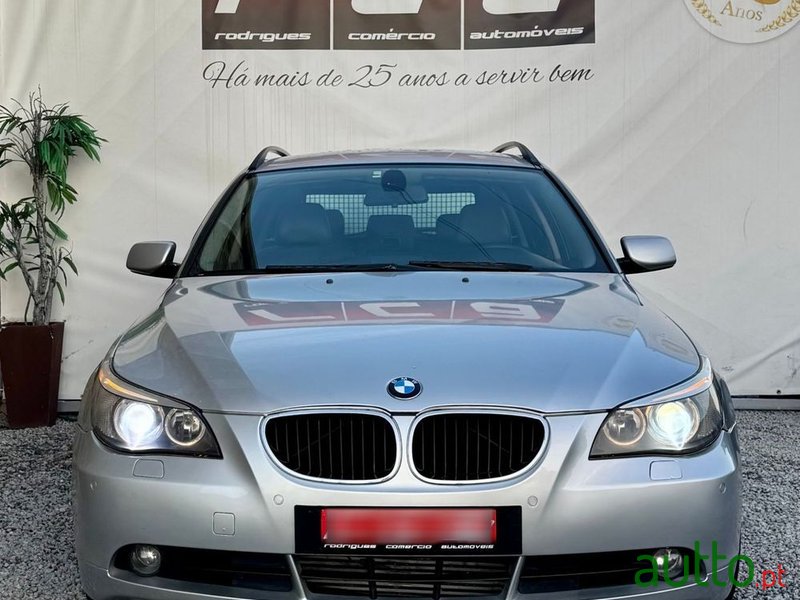 2006' BMW Série 5 Da Touring photo #1