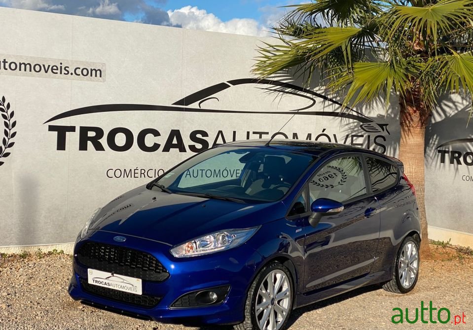 2016' Ford Fiesta photo #1