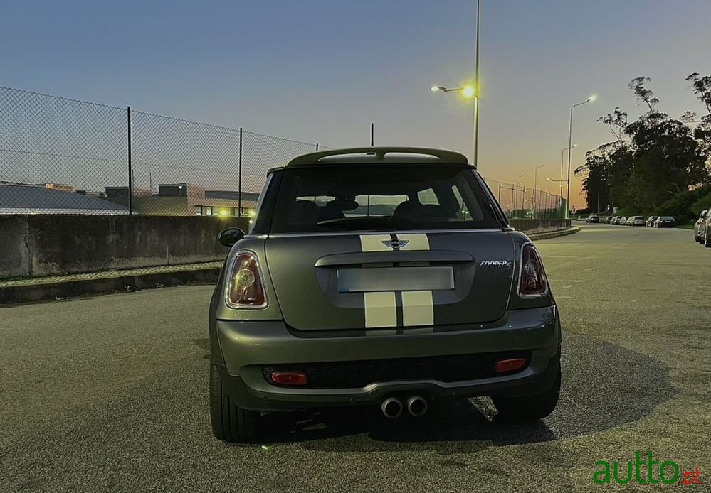 2008' MINI Cooper S Coupe photo #6