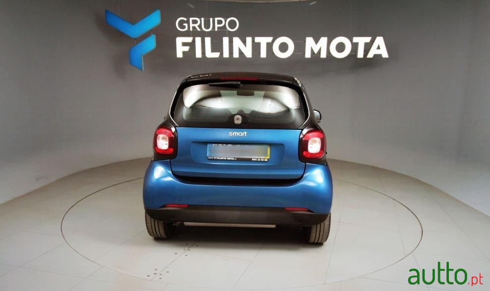 2016' Smart Fortwo photo #3