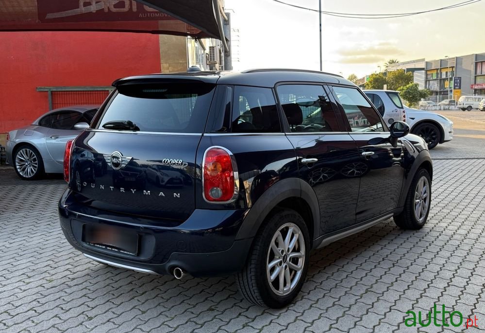 2016' MINI Countryman Cooper D photo #5