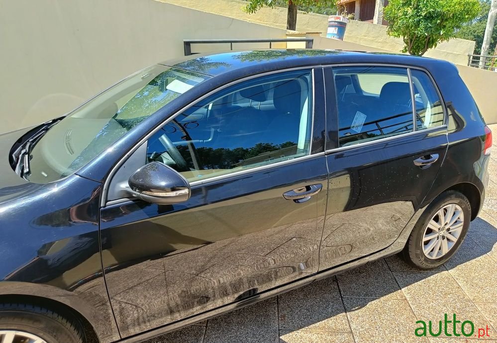 2012' Volkswagen Golf photo #3