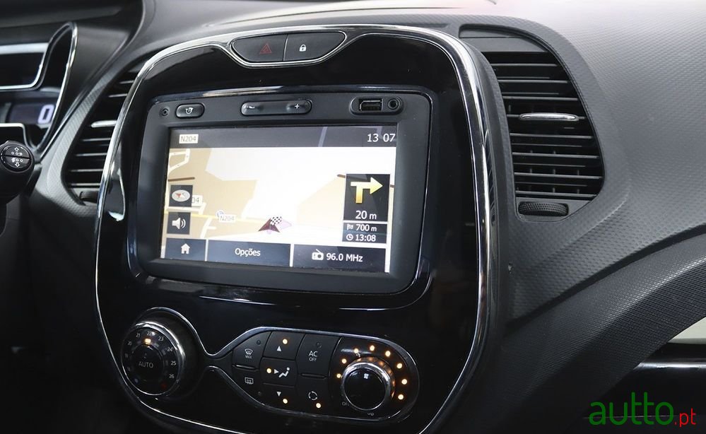 2014' Renault Captur 0.9 Tce Expression photo #6