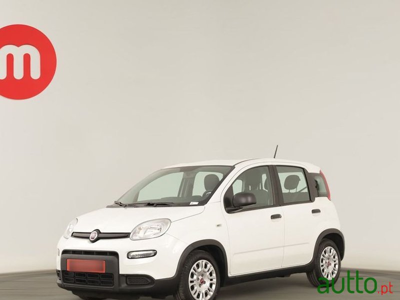 2023' Fiat Panda 1.0 Hybrid photo #2