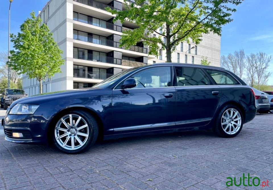 2010' Audi A6 Avant photo #2