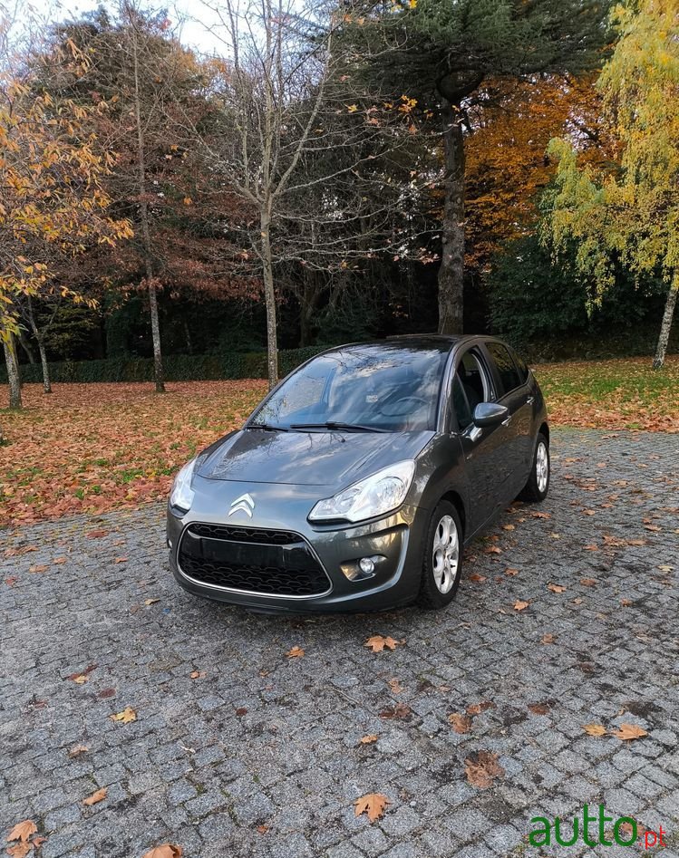 2011' Citroen C3 photo #1