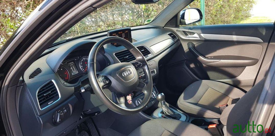 2012' Audi Q3 photo #1